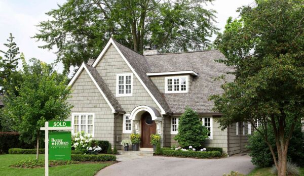 better-homes-and-gardens-real-estate-sign-exterior-cca460f315be434c91520fb629d8086f